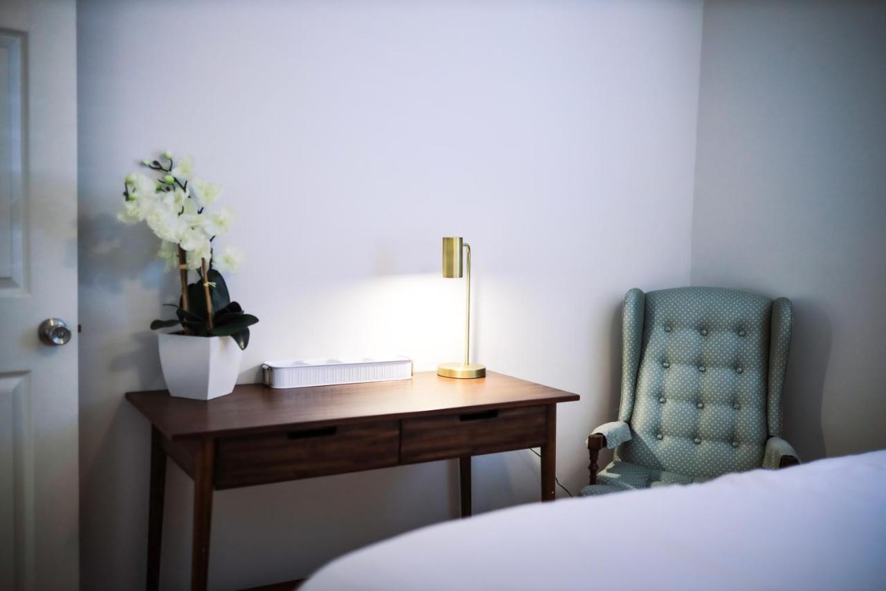 Вилла Sleeps 10! Minutes To Parris Island & Downtown Бофорт Экстерьер фото