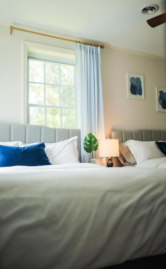 Вилла Sleeps 10! Minutes To Parris Island & Downtown Бофорт Экстерьер фото