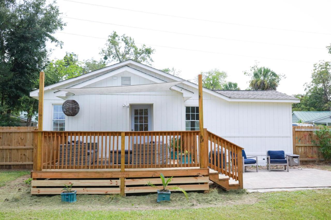 Вилла Sleeps 10! Minutes To Parris Island & Downtown Бофорт Экстерьер фото